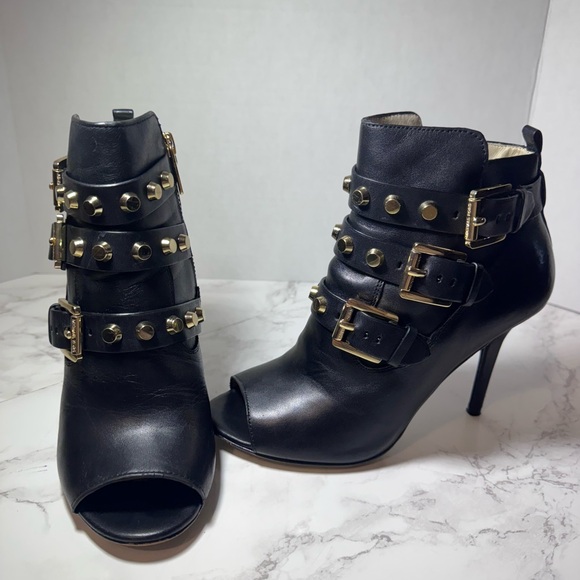 Micheal Kors Booties - Picture 2 of 3